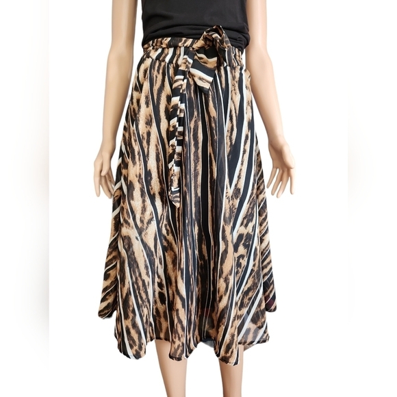 Flint & Moss Animal Print Midi Skirt - Picture 4 of 8